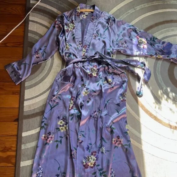 VINTAGE Oscar de la Renta  Purple Floral Belted Ribbon Design  Robe  Woman's L - Picture 10 of 10
